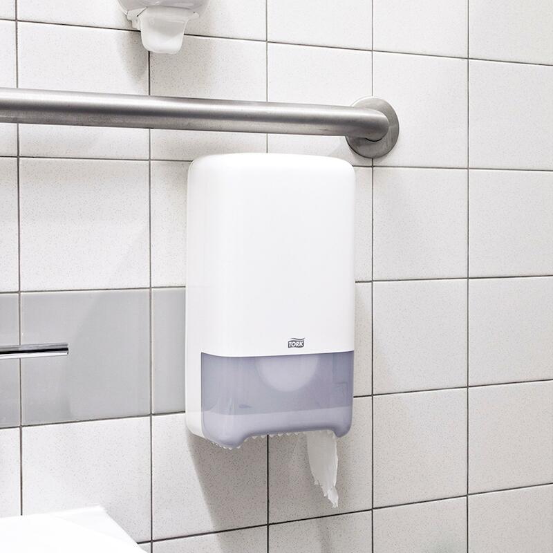 TOILETPAPIER 2 LAAGS - TORK 127530 - ADVANCED ( 100 M)