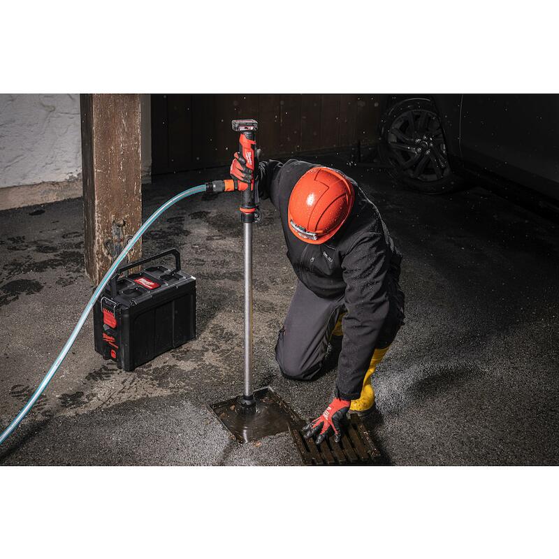 POMPE À EAU ACCU 12V/6AH    M12 BSWP-601 MILWAUKEE