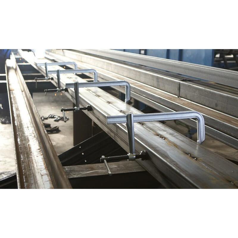 PRESSE HAUTE PERF.300X140   SG30M   (12000N)BESSEY