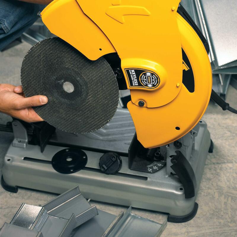 METAALZAAG 2200W/355MM      D28715          DEWALT