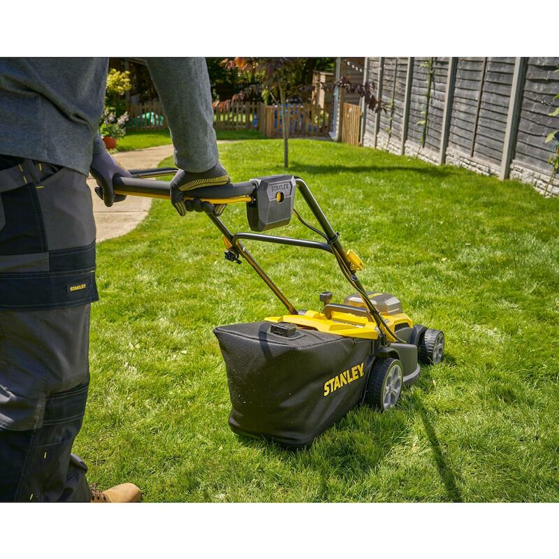 ACCU-GRASMAAIER 18V/BODY    SCMWP3701N     STANLEY