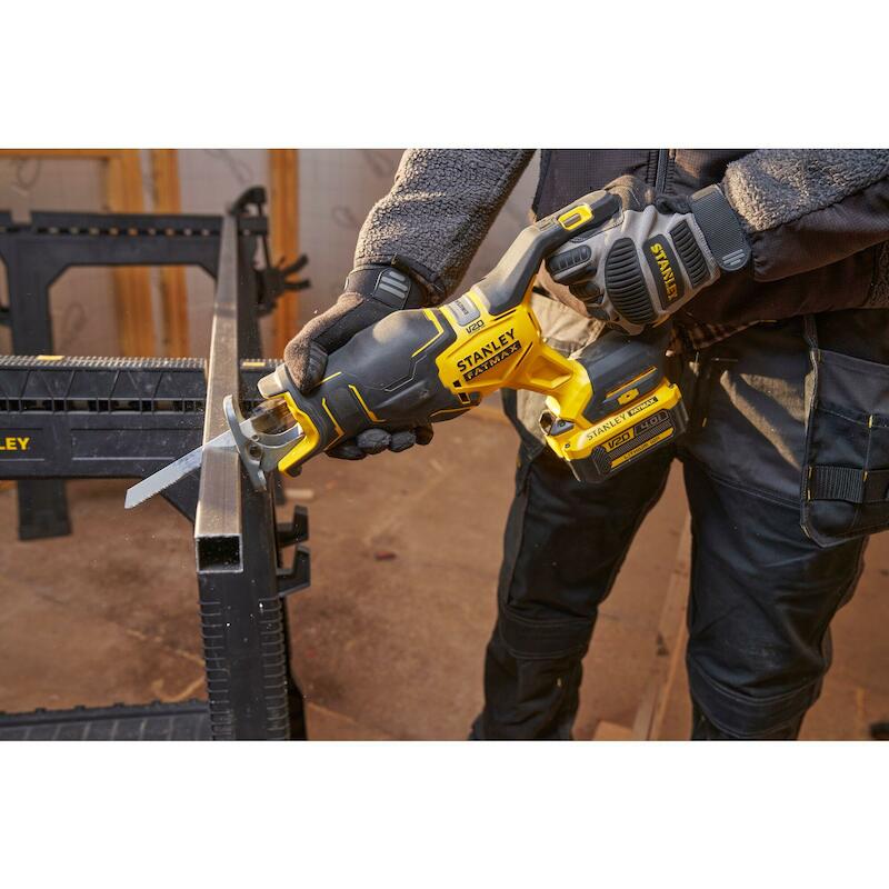 ACCU-RECIPROZAAG 18V/BODY   SFMCS311B      STANLEY
