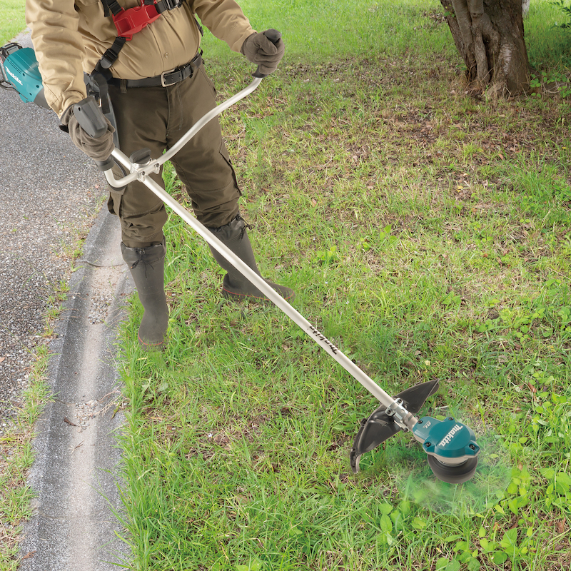 CORDLESS GRASS TRIMMER XGT 40VMAX - UR002GZ01 - MAKITA