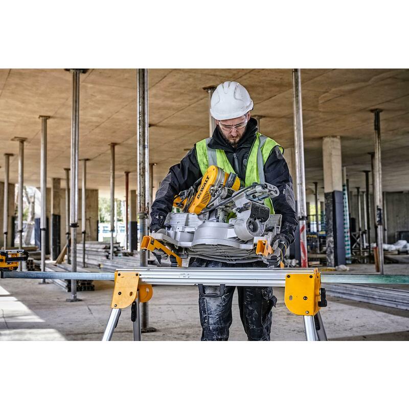 COMPACT UNIVERS. ONDERSTEL  DE7033          DEWALT