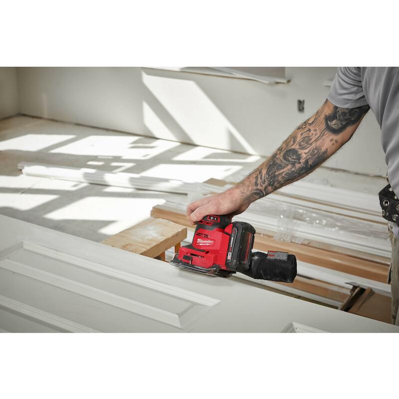 ACCUVLAKSCHUURM.18V/2X5AH   M18BQSS-502B MILWAUKEE
