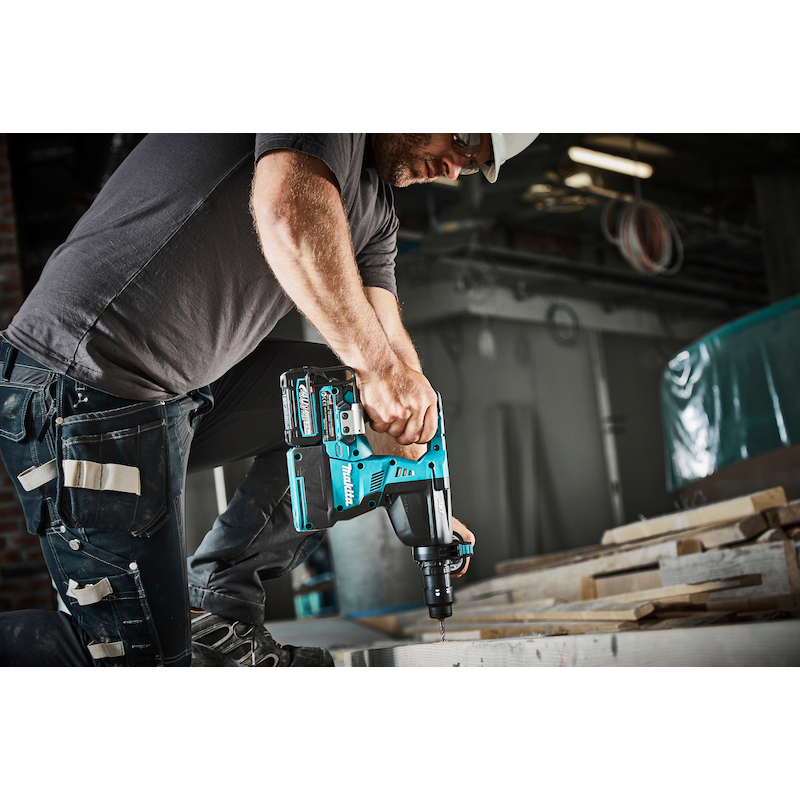 CORDLESS COMBINATION HAMMER XGT 40VMAX SDS+ - HR002GZ02 - MAKITA