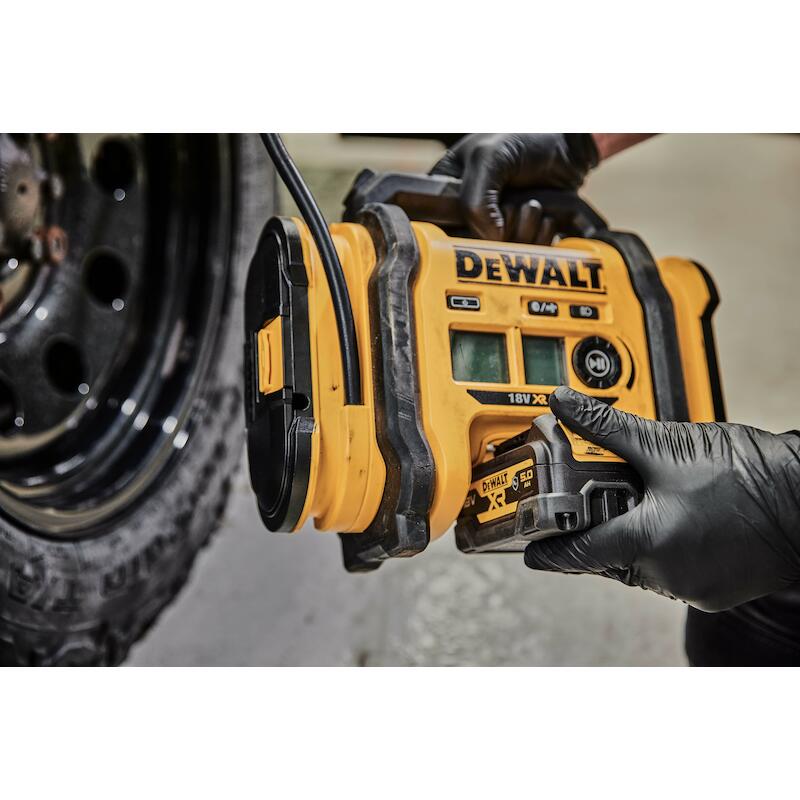 ACCUCOMPRESSOR 18V/BODY     DCC018N         DEWALT