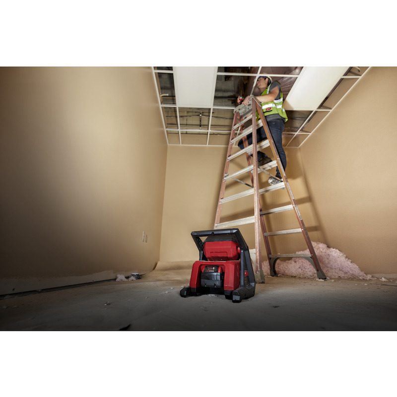 ACCUWERFLAMP 18V/BODY       M18 HOAL     MILWAUKEE