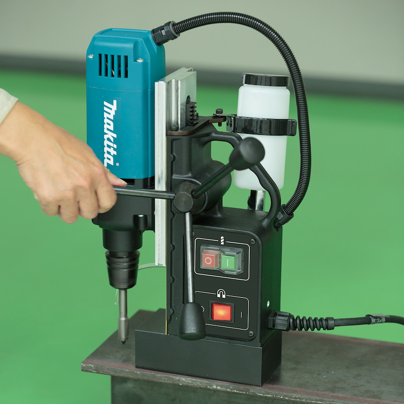 MAGNEETKERNBOORMACHINE - HB350 - MAKITA