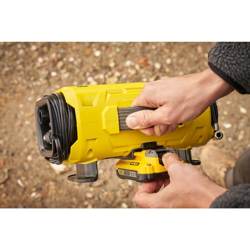 ACCUCOMPRESSOR 18V/BODY     SFMCE520B      STANLEY