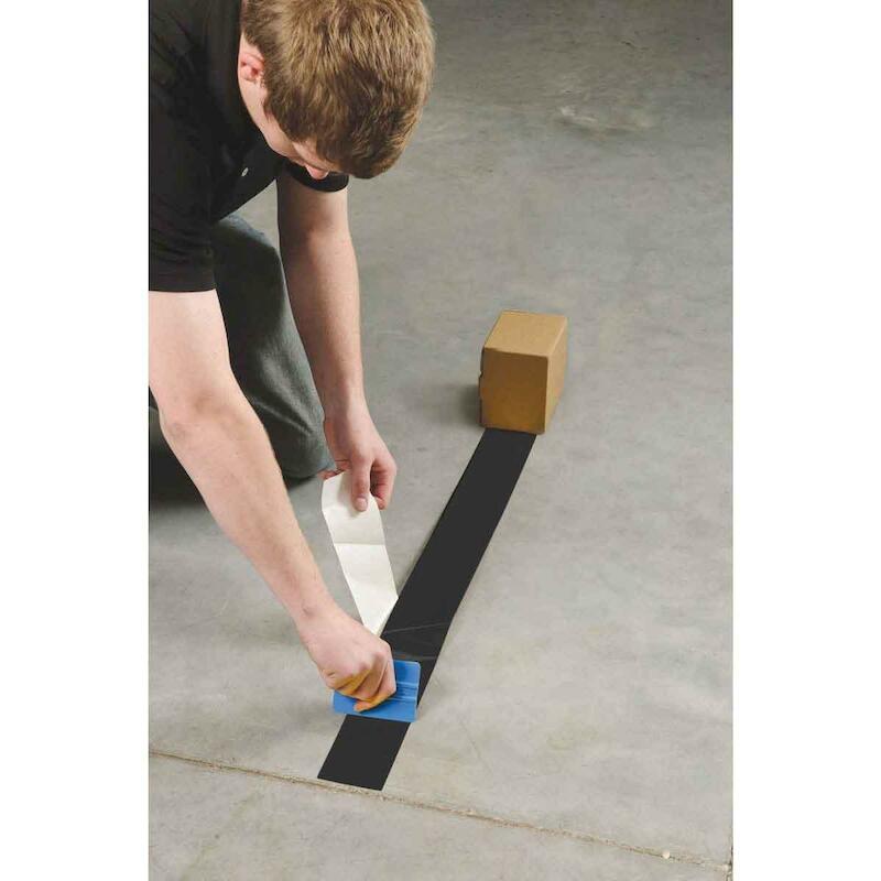 VLOERMARKERINGSTAPE - BRADY 104340 - ZWART 76,2 MMX30 M