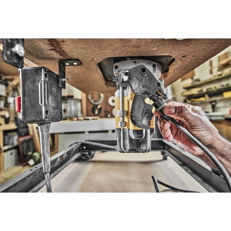 DÉFONÇEUSE 2300W            DWE627KT        DEWALT