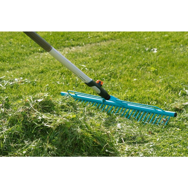 RATEAU À GAZON 60CM CS      3381           GARDENA