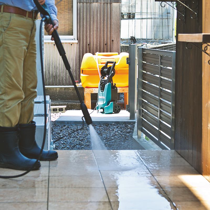NETTOYEUR À PRESSION ÉLECTRIQUE  1 800 W - HW1300 - MAKITA