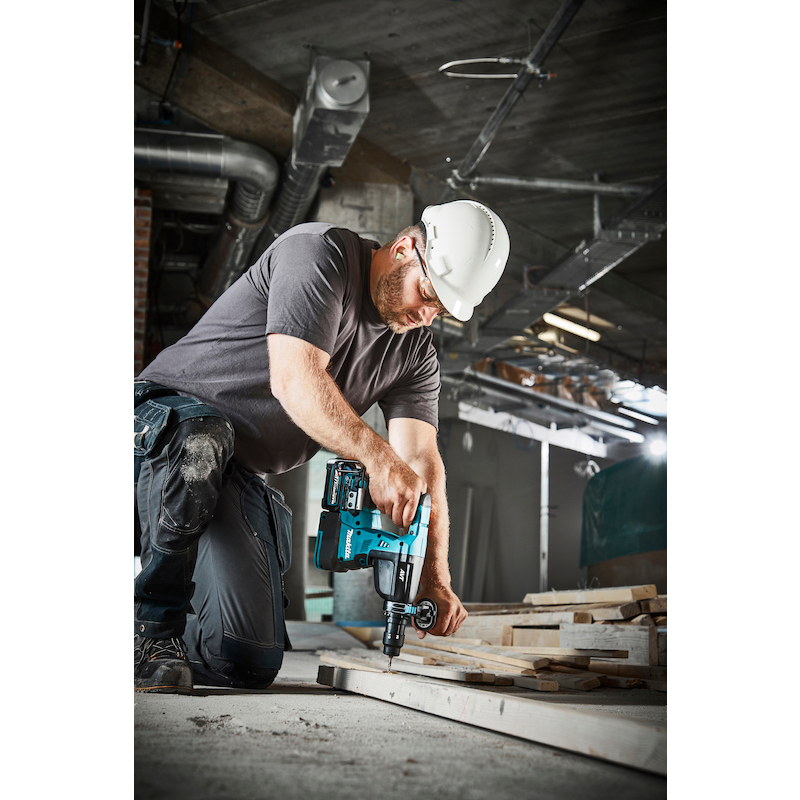 CORDLESS COMBINATION HAMMER XGT 40VMAX SDS+ - HR002GZ02 - MAKITA