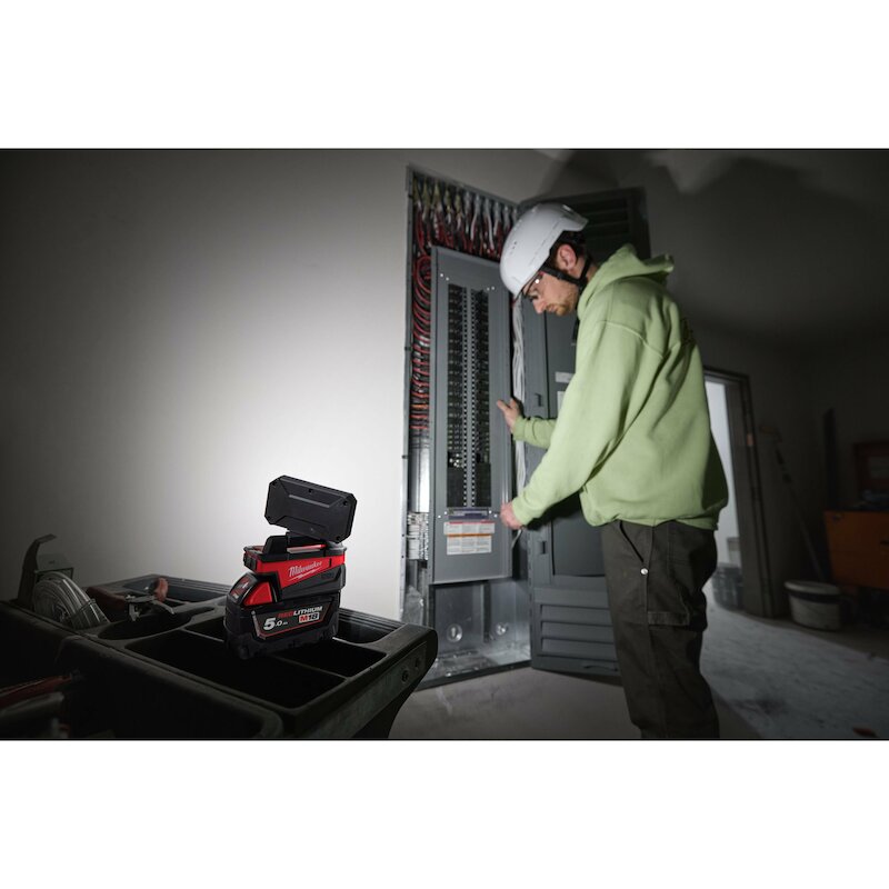 LAMPE CHANTIER 18V/BODY USB M18 ALIS-0   MILWAUKEE