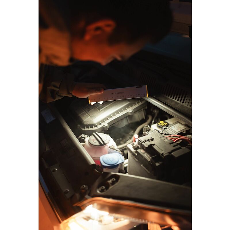 PROJECTEUR LED 1000LM     AF2R WORK      LEDLENSER