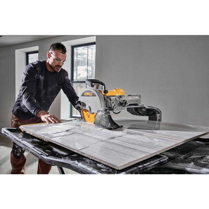 TEGELZAAG 910W              D36000          DEWALT