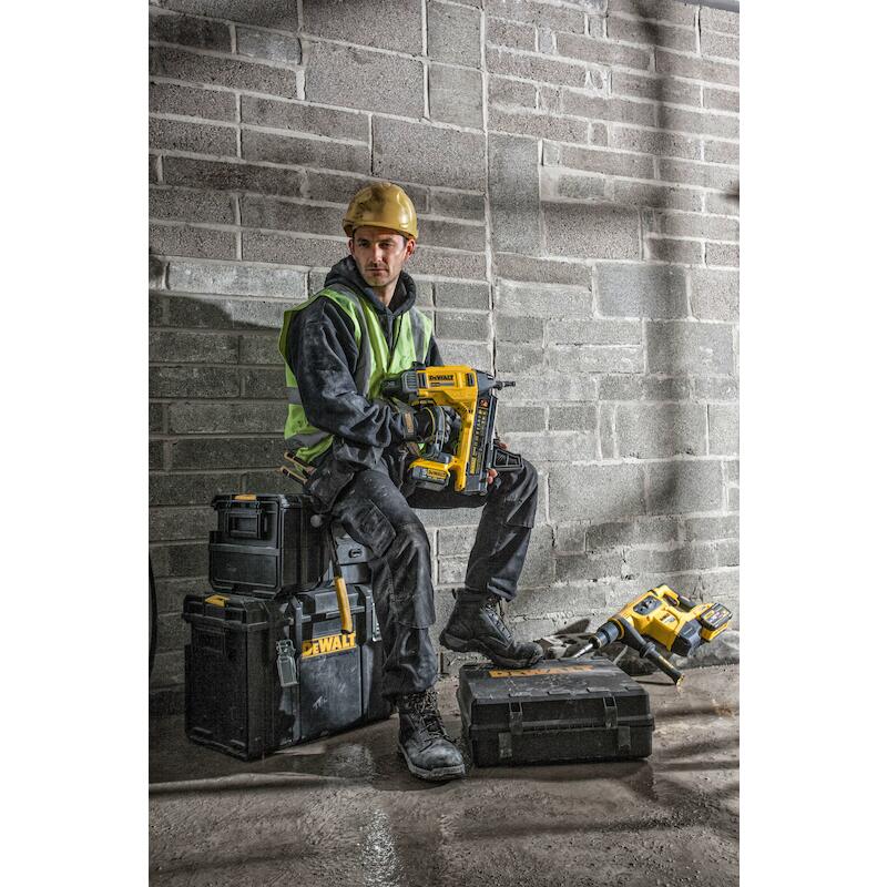 CLOUEUR BETON 18V/2X5AH     DCN890P2(COFF)  DEWALT