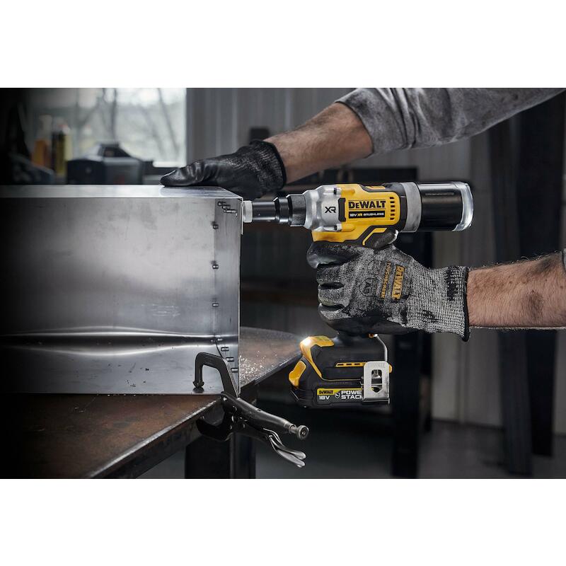 BLINDKLINKNAGELTANG 18V/BOD DCF414NT-XJ     DEWALT