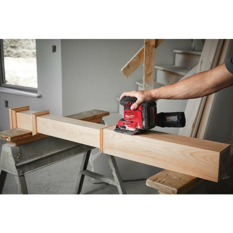 ACCUVLAKSCHUURM.18V/2X5AH   M18BQSS-502B MILWAUKEE