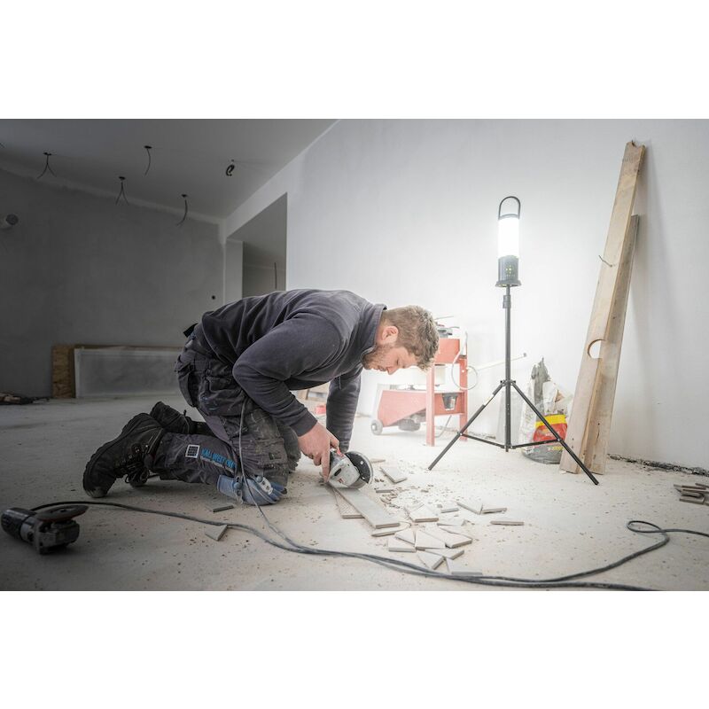 LANTAARN LED 6300LM OPLAADB AL10R WORK  LED LENSER