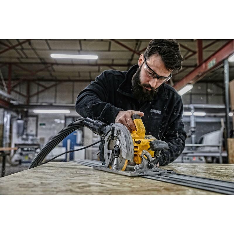 CIRKELZAAG 1600W +RAIL      DWE576K(KOFFER) DEWALT