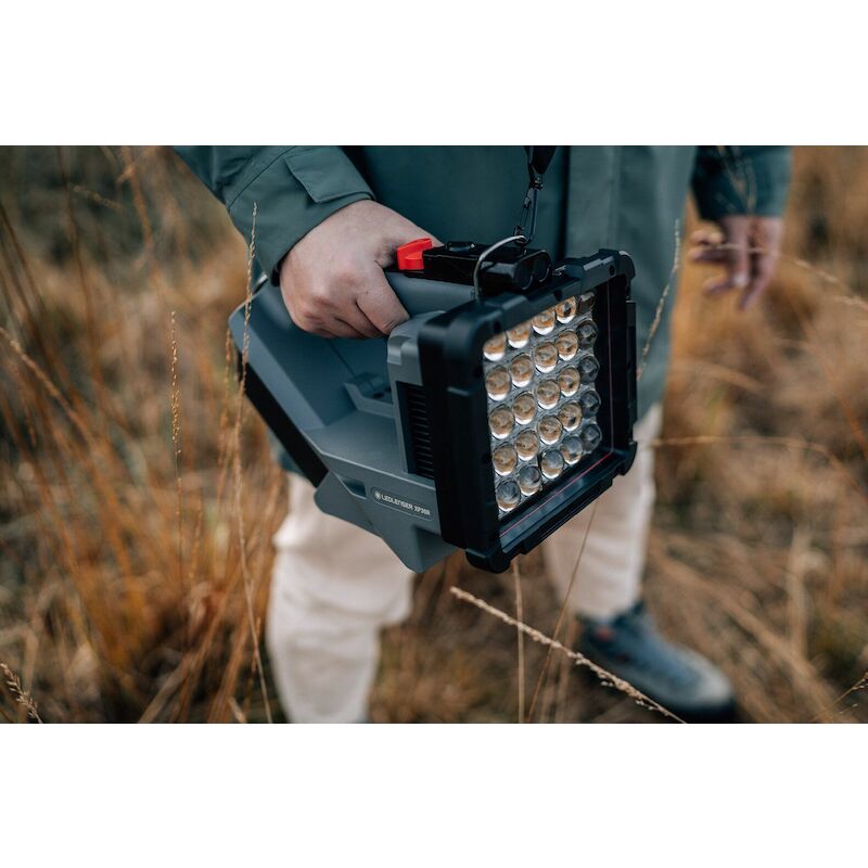 PROJECTEUR 32000LM 2KM      XP30R        LEDLENSER