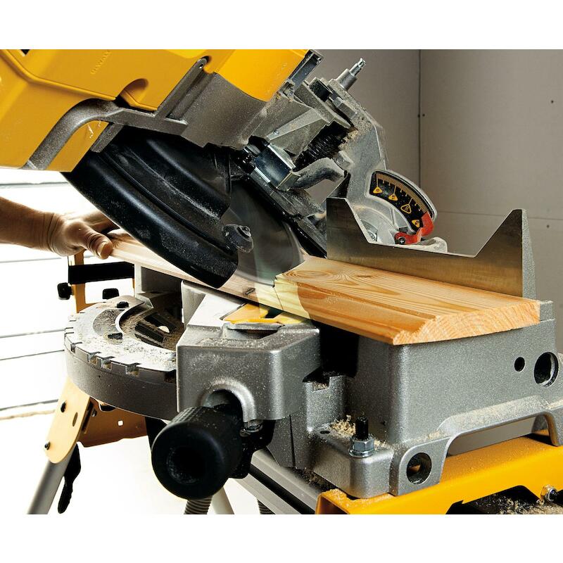 COMBINATIEZAAG 1600W/305MM  D27113          DEWALT