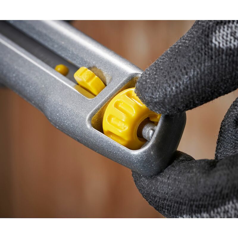 CUTTER INTERLOCK 18MM       1-10-018 165MM STANLEY