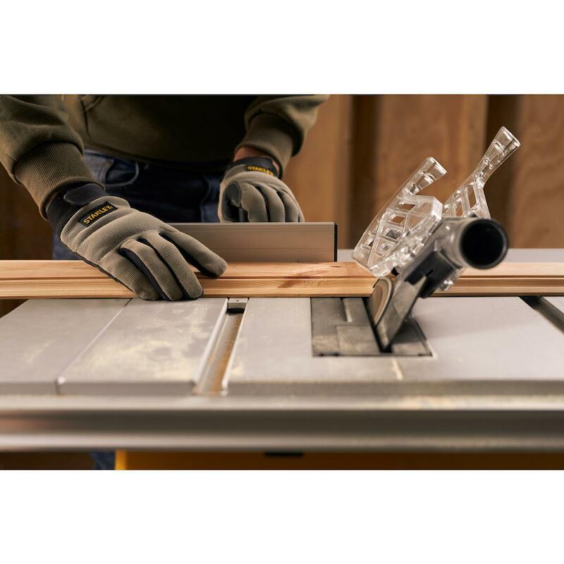 TAFELCIRKELZAAG 1800W/254MM SST1800        STANLEY