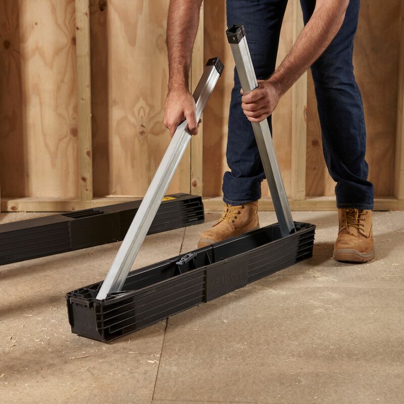 TRÉTEAU PLIABLE 340KG       1-97-475 (2PC) STANLEY