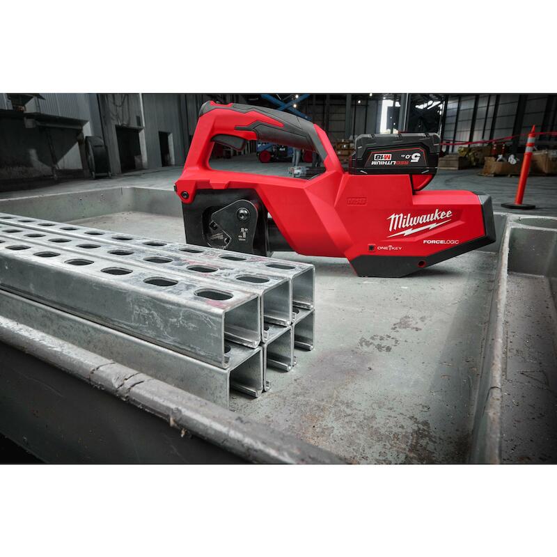 COUPEUR DE PROFIL 18V/BODY  M18 STSO-0B  MILWAUKEE