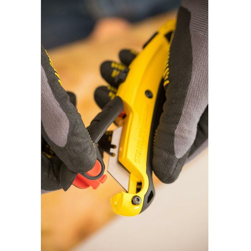 UITSCHUIFMES FATMAX         0-10-778       STANLEY
