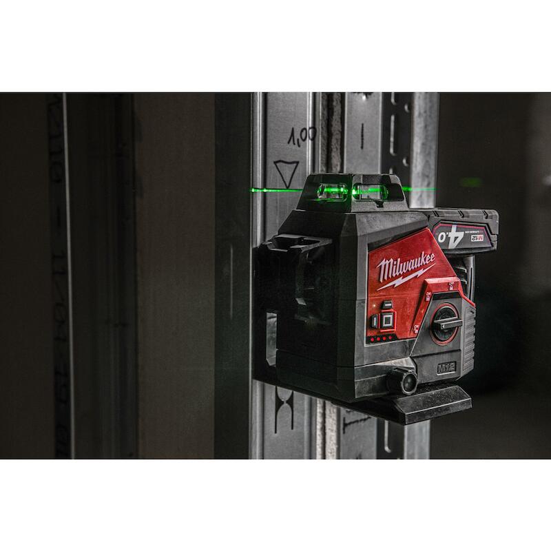 ACCUKRUISLIJNLASER 12V/4AH  M12 C3PL-401C MILWAUKE