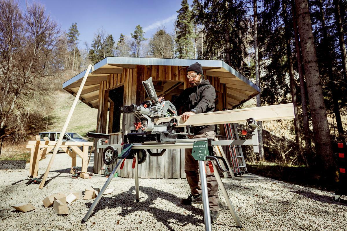 ACCU-AFKORTZAAG 18V/2X8AH   KGS 18 LTX BL 305 META