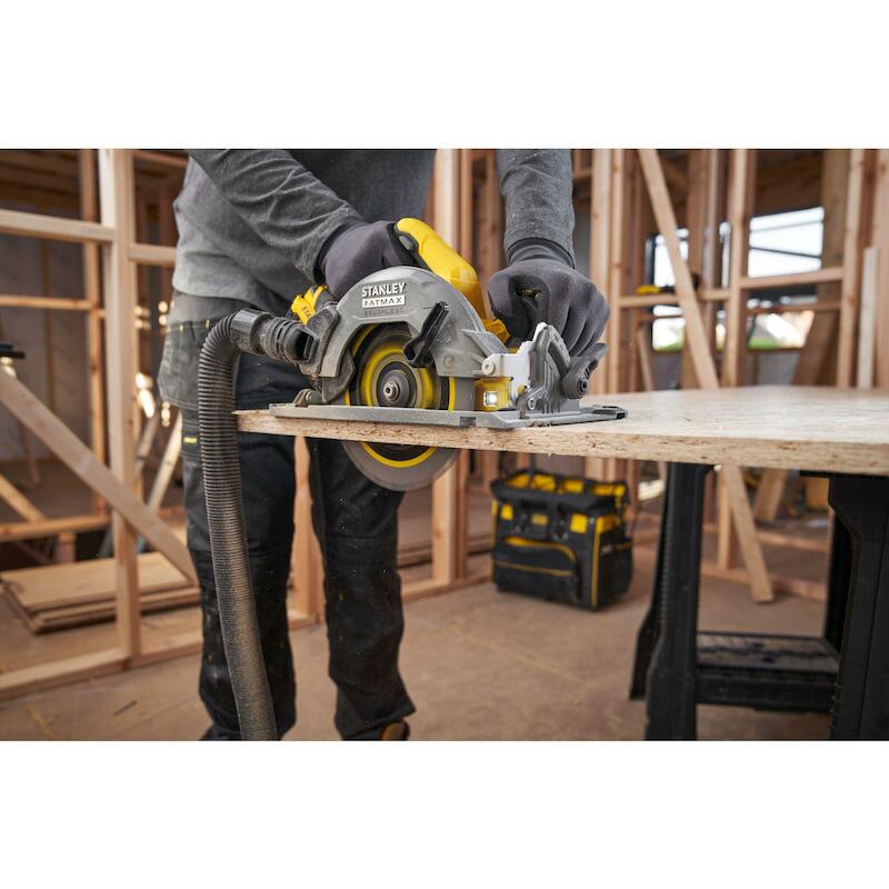 ACCUCIRKELZAAG 18V/BODY     SFMCS551B      STANLEY