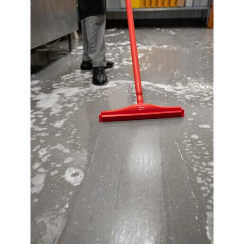 MANCHE PP ROUGE 34MM        2962/4 L=1500    VIKAN