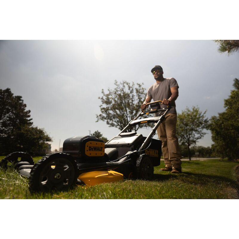 ACCUGRASMAAIER 36V/BODY     DCMWP134N-XJ    DEWALT
