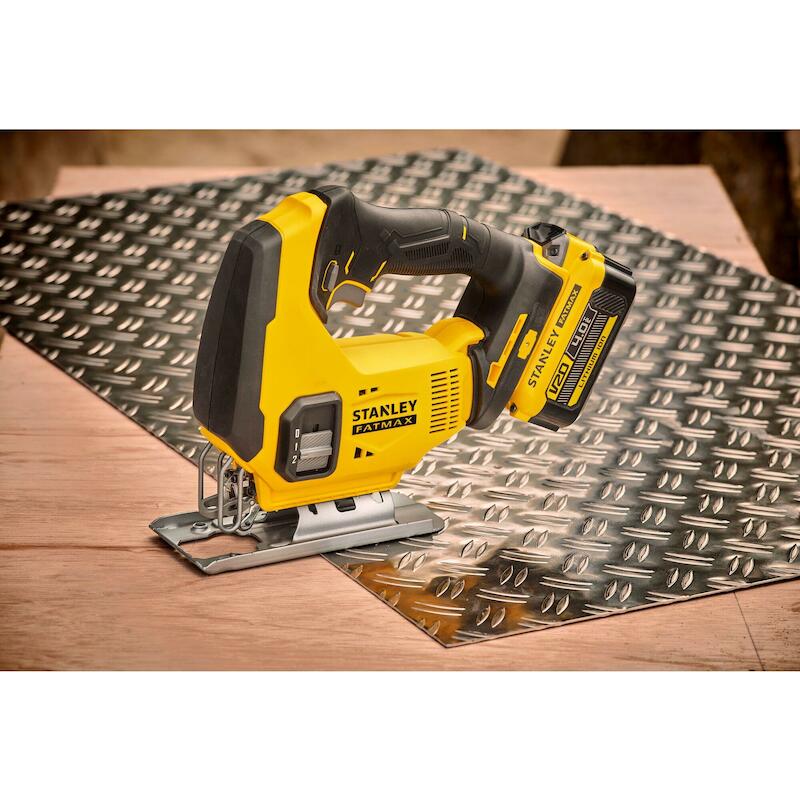 ACCUDECOUPEERZAAG 18V/BODY  SFMCS600B      STANLEY