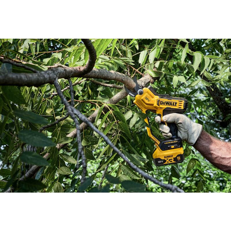SÉCATEUR ACCU 18V/5AH       DCMPP568P1      DEWALT