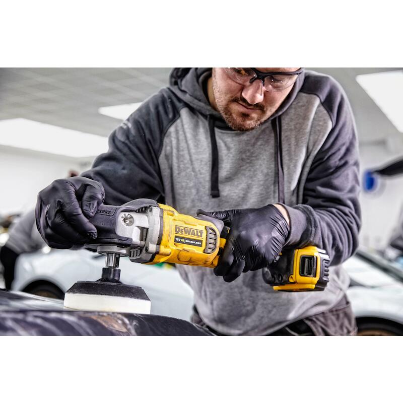H.ACCUPOLIJSTMACH.18V/2X5AH DCM849P2        DEWALT