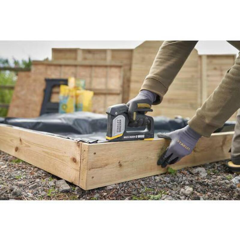 HANDTACKER FATMAX 4IN1      FMHT70401-0    STANLEY