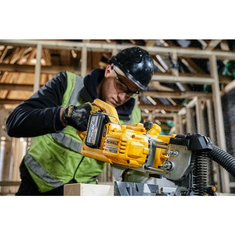 ACCU-AFKORTZAAG 54V/2X6AH   DCS777T2        DEWALT