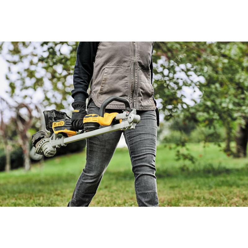 ACCUGRASTRIMMER 18V/5AH     DCMST561P1      DEWALT