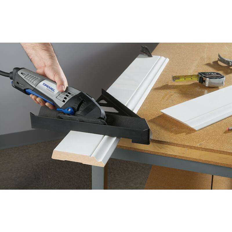 GUIDE DE DÉCOUPE            S840JA          DREMEL