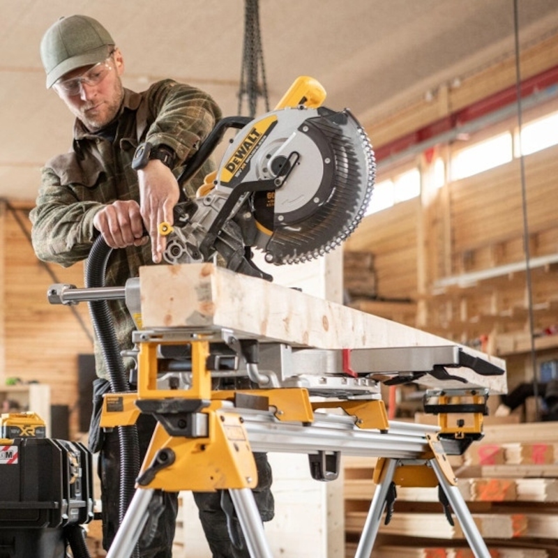 ACCU-AFKORTZAAG 18V/BODY    DCS782N-XJ      DEWALT