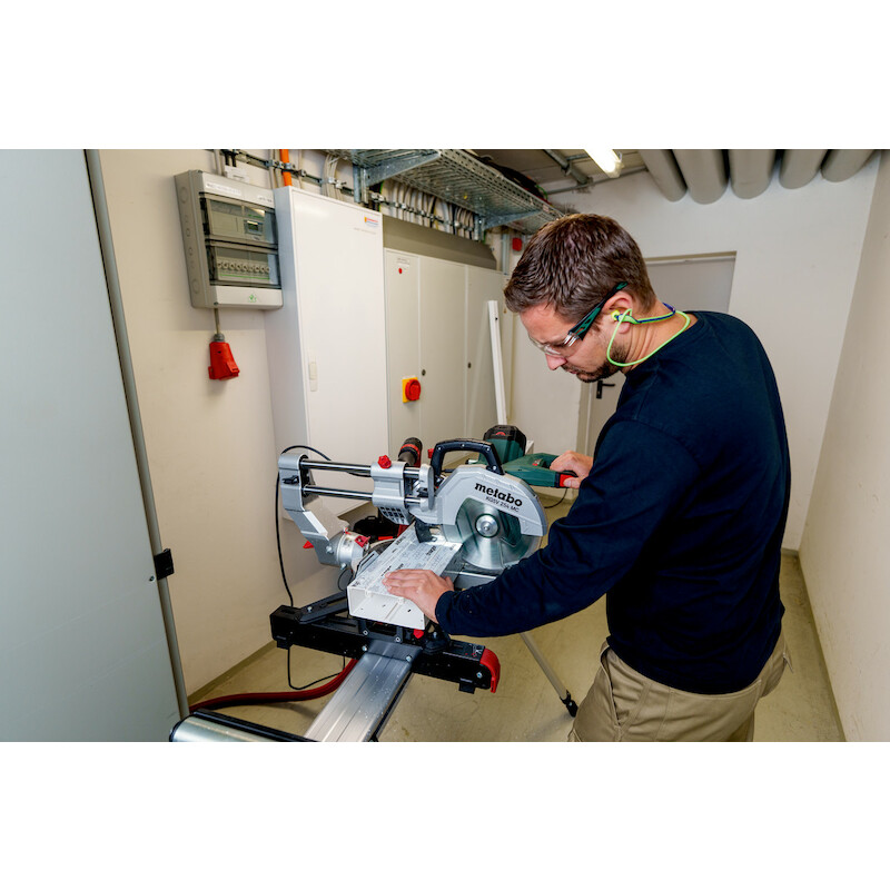 AFKORTZAAG 1450W/254MM      KGSV 254 MC     METABO