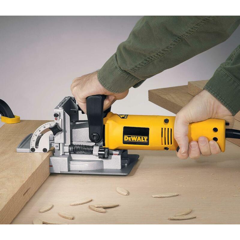 FRAISEUSE A LAMELLES 600W   DW682K(COFF)    DEWALT