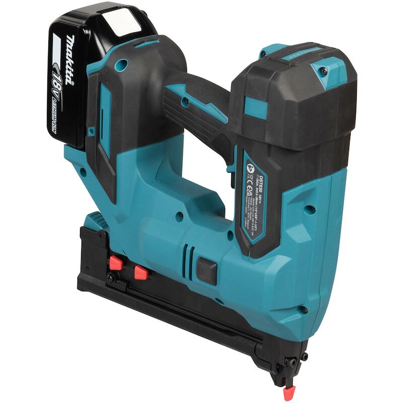 ACCU-NIETMACHINE 18V/2X5AH  DST630          MAKITA